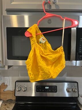 Farm Rio Bright Yellow One-Shoulder Crop Top